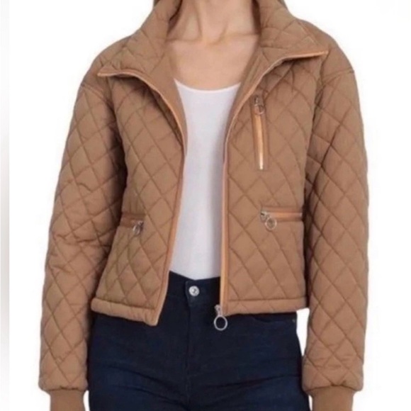 Avec Les Filles Jackets & Blazers - Avec Les Filles Quilted Crop Jacket